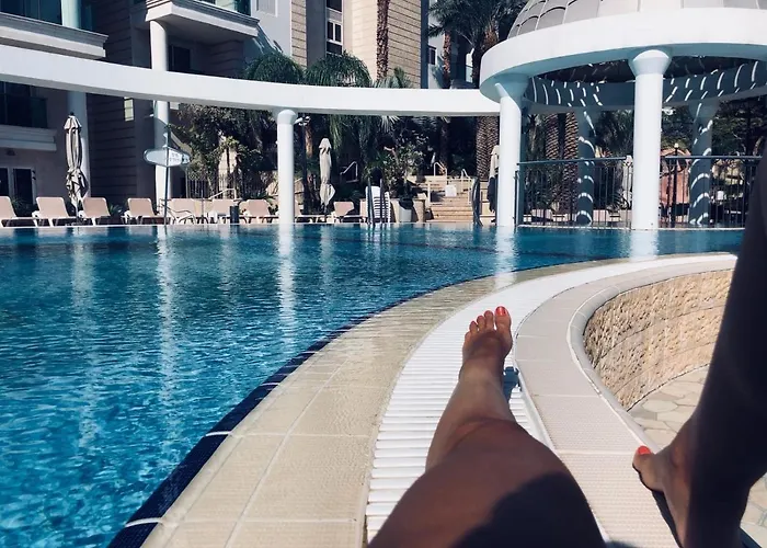 Bel Appartement Dans Residence Avec Piscine